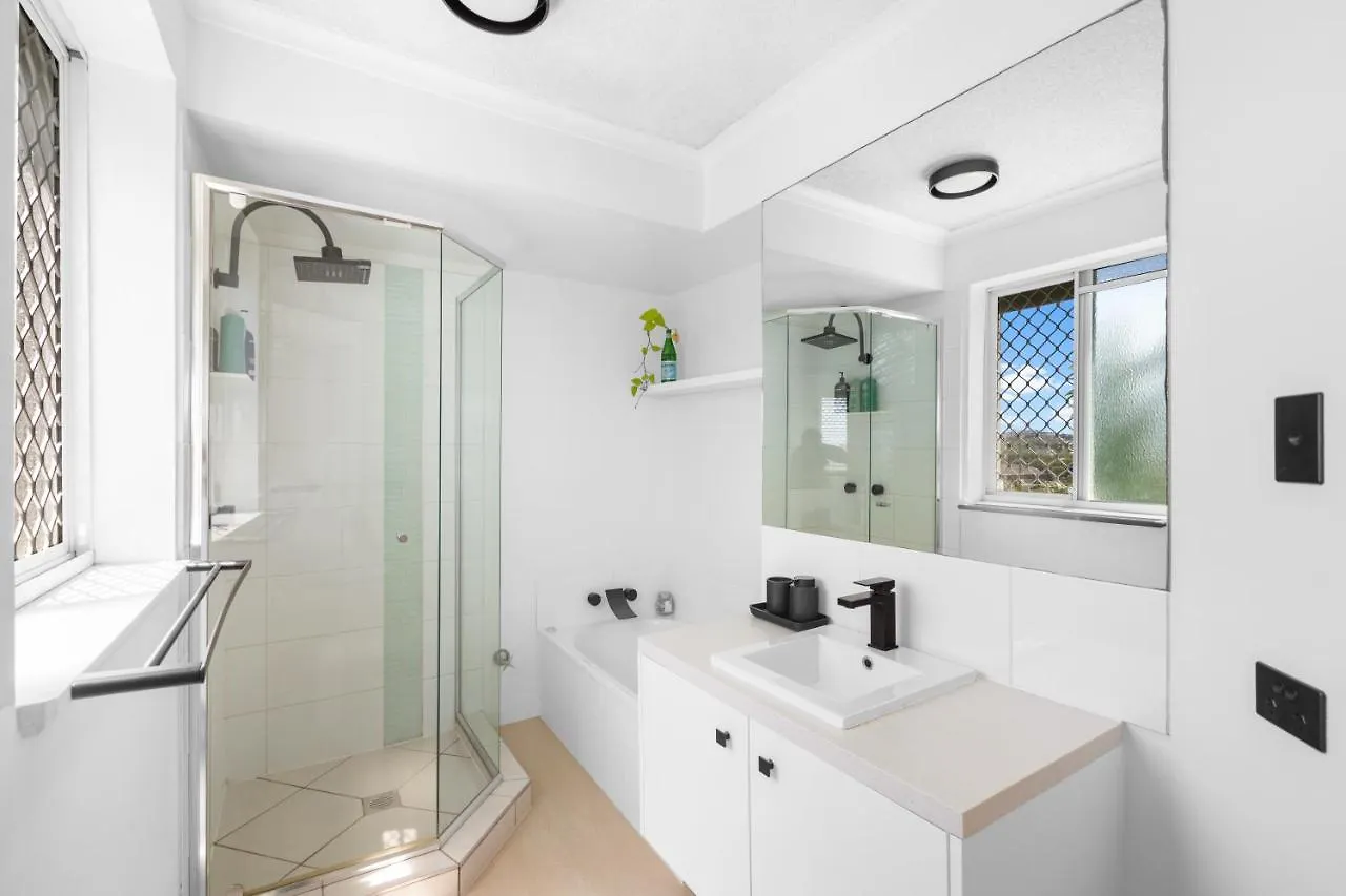 The Penthouse Mooloolaba, Private Luxury Rooftop Living 0*, Mooloolaba