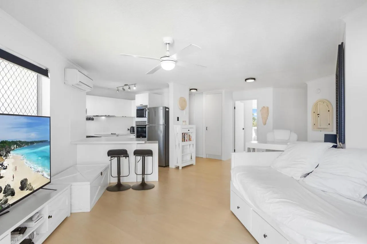 Apartment The Penthouse Mooloolaba, Private Luxury Rooftop Living Australia
