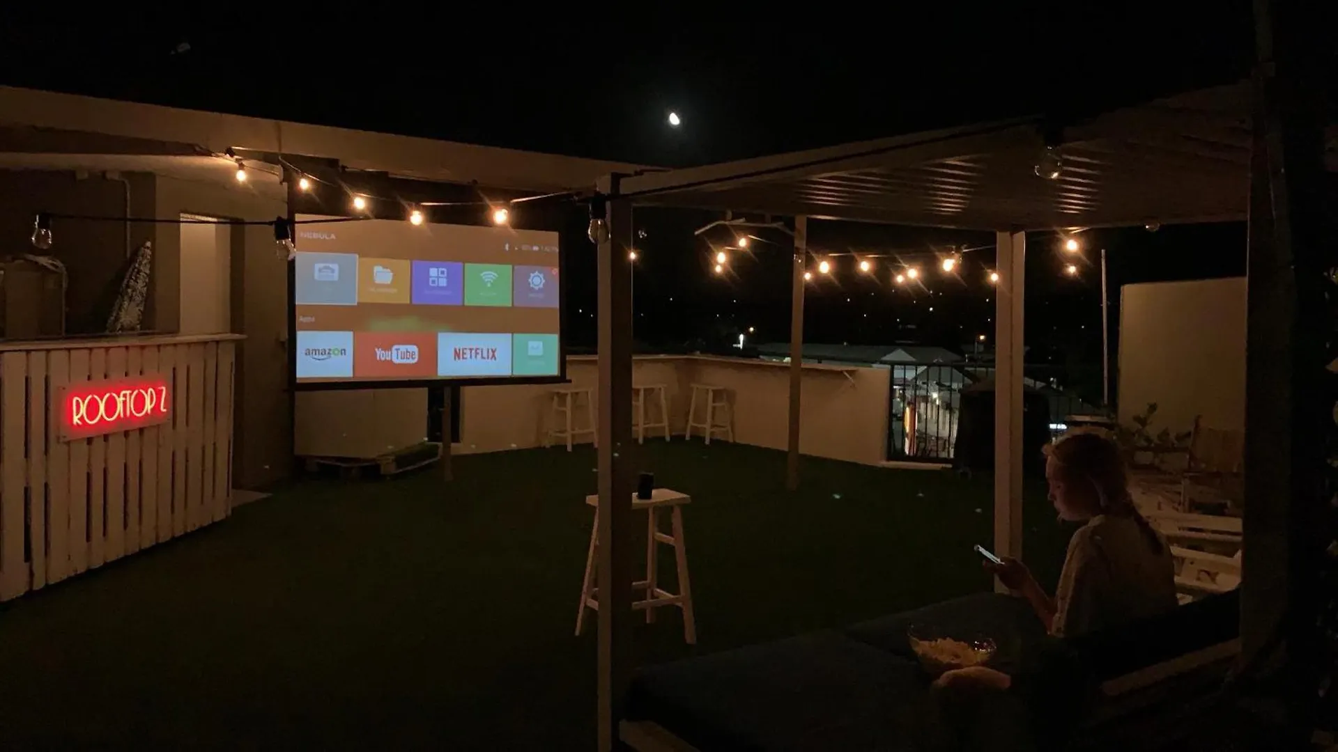 The Penthouse Mooloolaba, Private Luxury Rooftop Living Apartment Mooloolaba