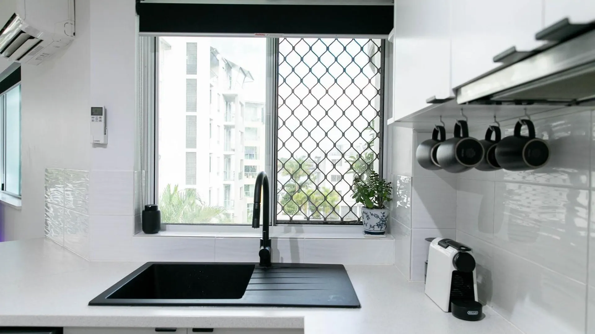 The Penthouse Mooloolaba, Private Luxury Rooftop Living 0*, Mooloolaba Australia